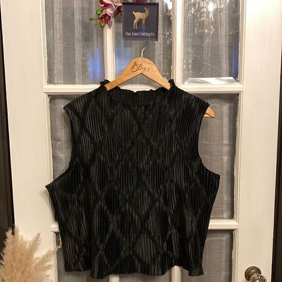 Crinkle Mock Neck Silky Crop Sleeveless Top - Picture 1 of 7